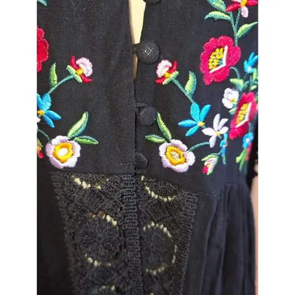 FOREVER 21 Black Floral Embroidered Long Duster SHORT SLEEVE LACE TRIM Size L - Picture 12 of 12